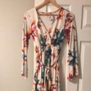 IVORY FLORAL FAUX WRAP MAXI DRESS WITH 3/4 SLEEVES